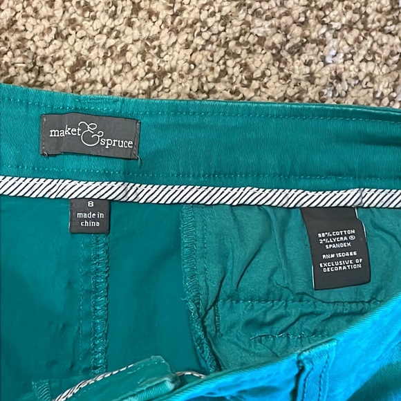 Green shorts, size 8 - Picture 3 of 4
